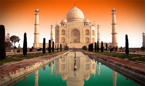 Taj-Mahal-Tour-from-Dubai.