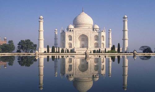 Taj-Mahal-tour-from-Visakhapatnam