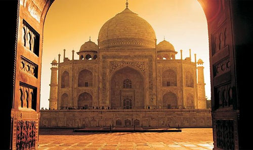 goa-to-agra-tour-package-by-air.